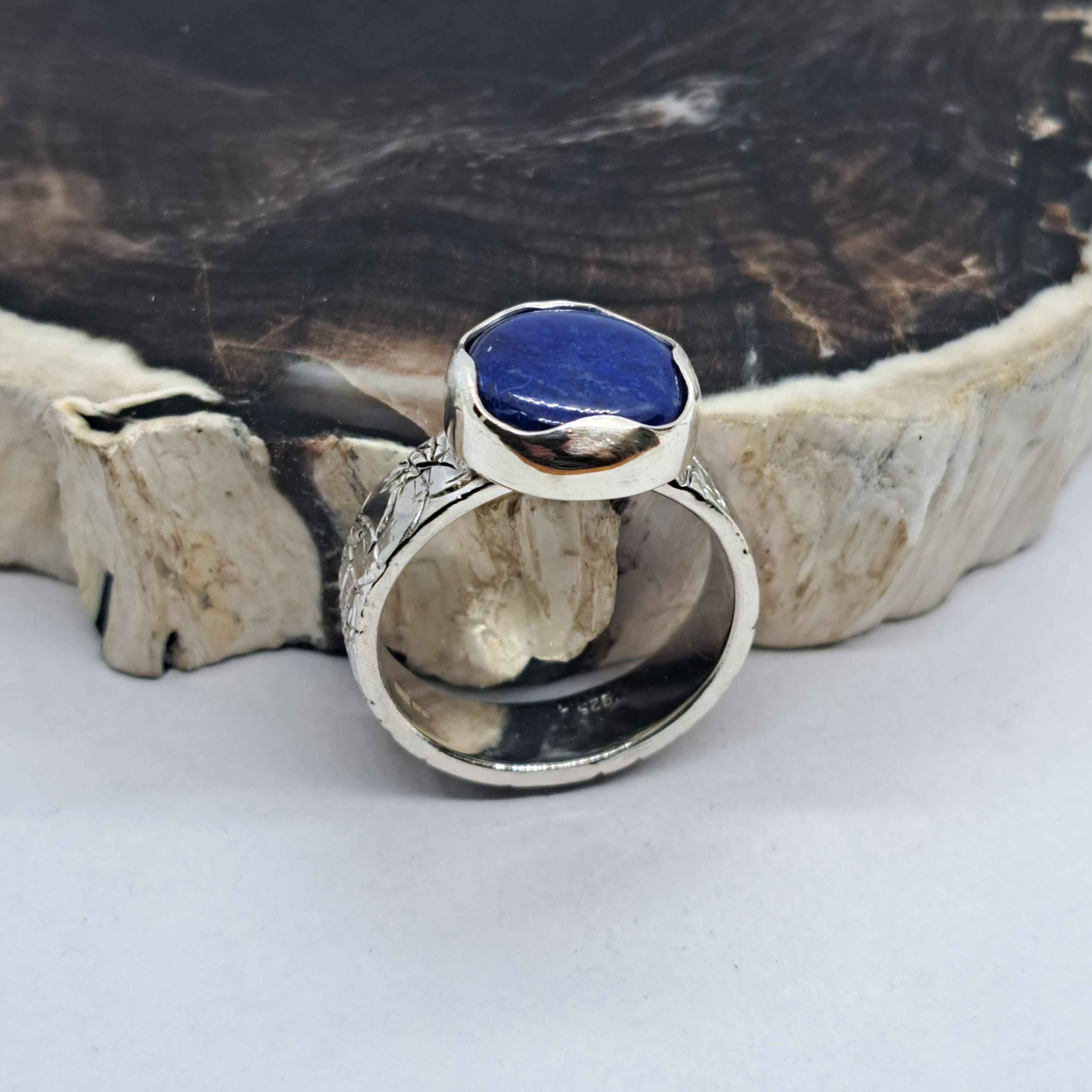 Lapis lazuli köves ezüst gyűrű